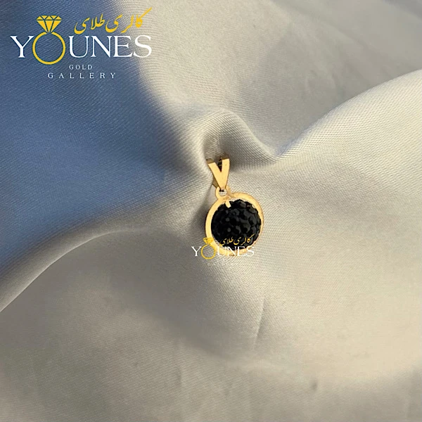 آویز سواروسکی گوی مشکی طلا